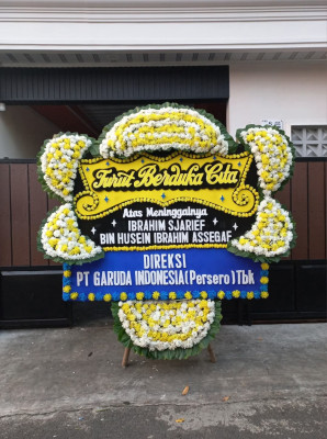 Papan Bunga Duka di Pondok Agung